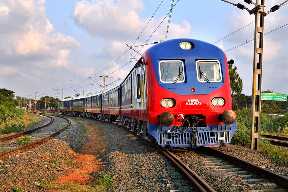 रेलवे जनशक्ति माग गरिएको पत्र घुमेको घुमै