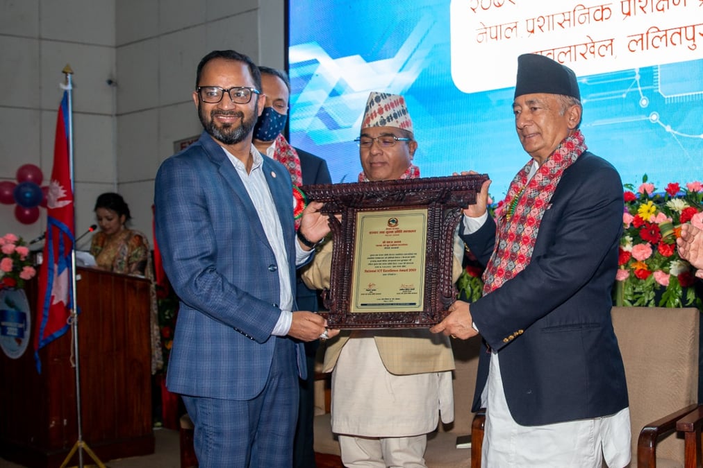 जलान सम्मानित