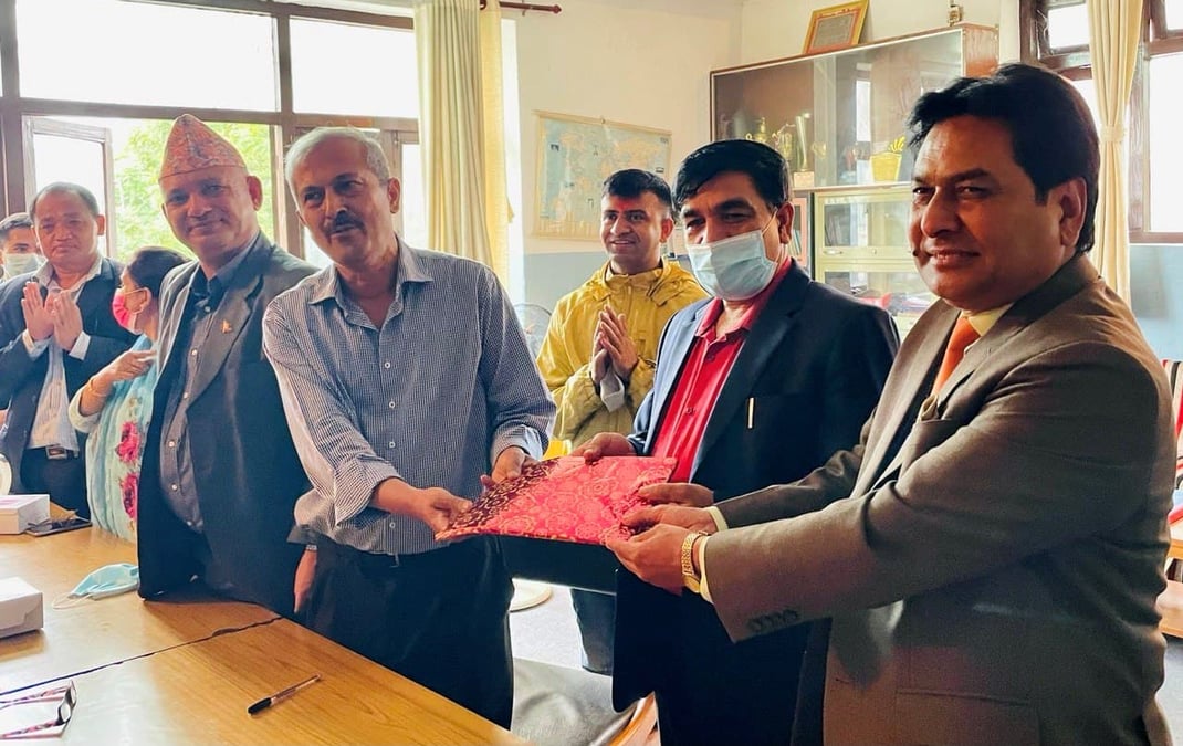 ल क्याम्पस स्थापना दिवस परिवर्तन हुने भयो