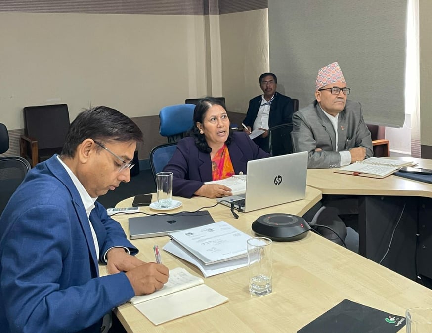 शिक्षकलाई जिम्मेवार बनाउने नीतिको खोजीमा सरकार केन्द्रितः शिक्षामन्त्री