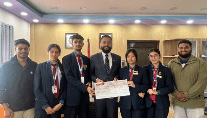 केएमसीले विद्यार्थीमार्फत गर्यो बाढीपीडितलाई २३ लाखभन्दा बढी सहयोग